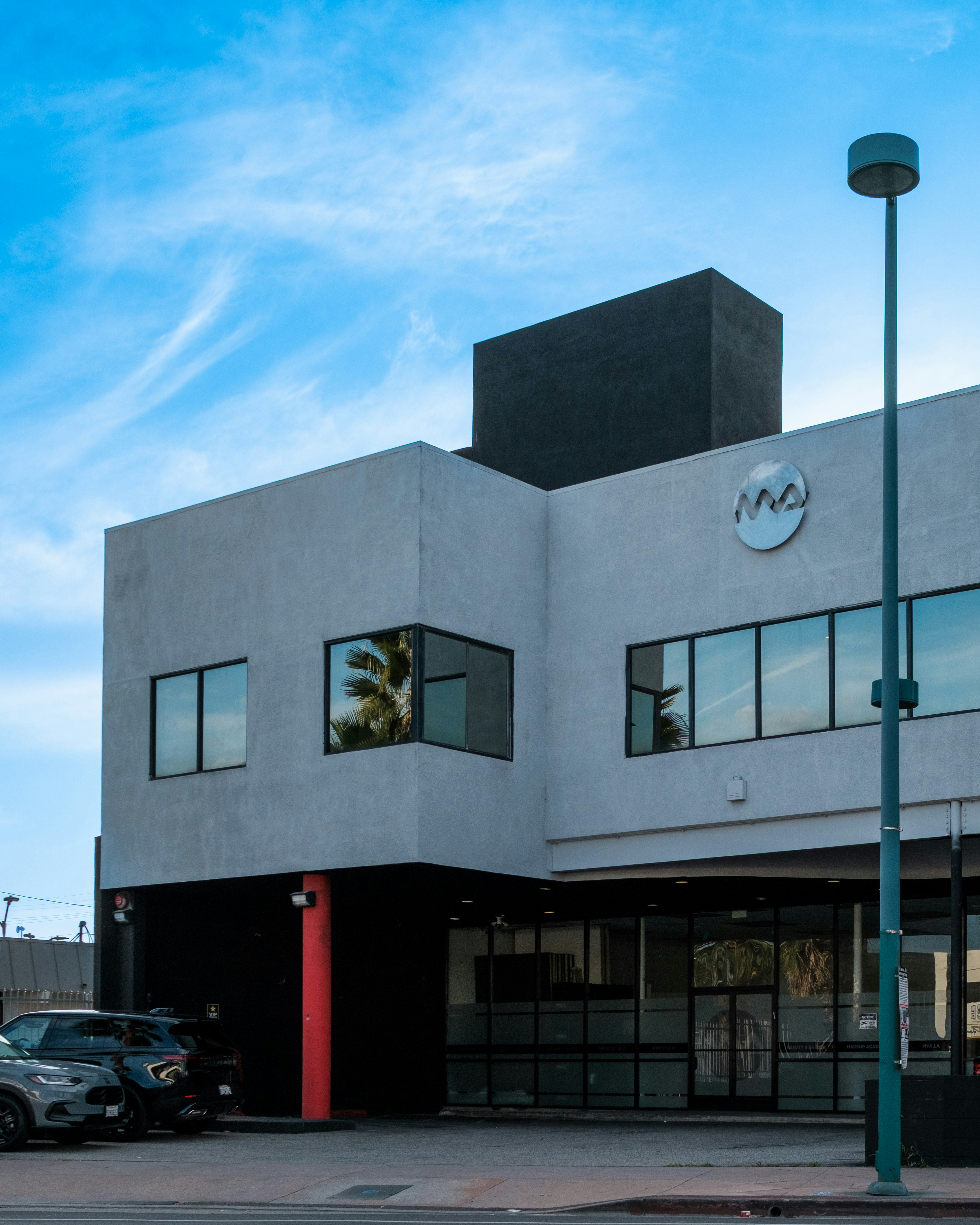 Vezolo Logistics Paris branch